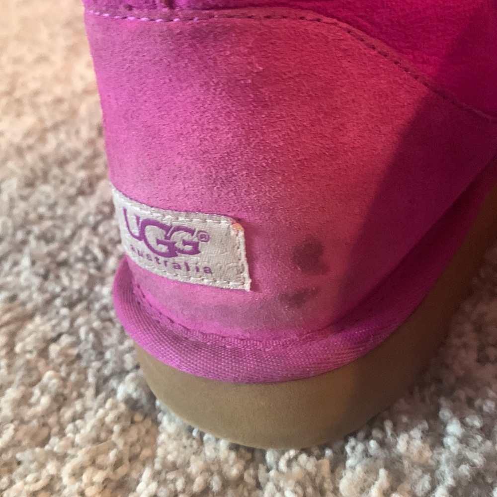 Uggs - Picture 4 of 14